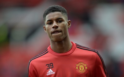 澳队体育动态-利瓦科维奇点球大战中的超级英雄