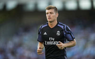 澳队体育精华-雨中作战她依然犀利